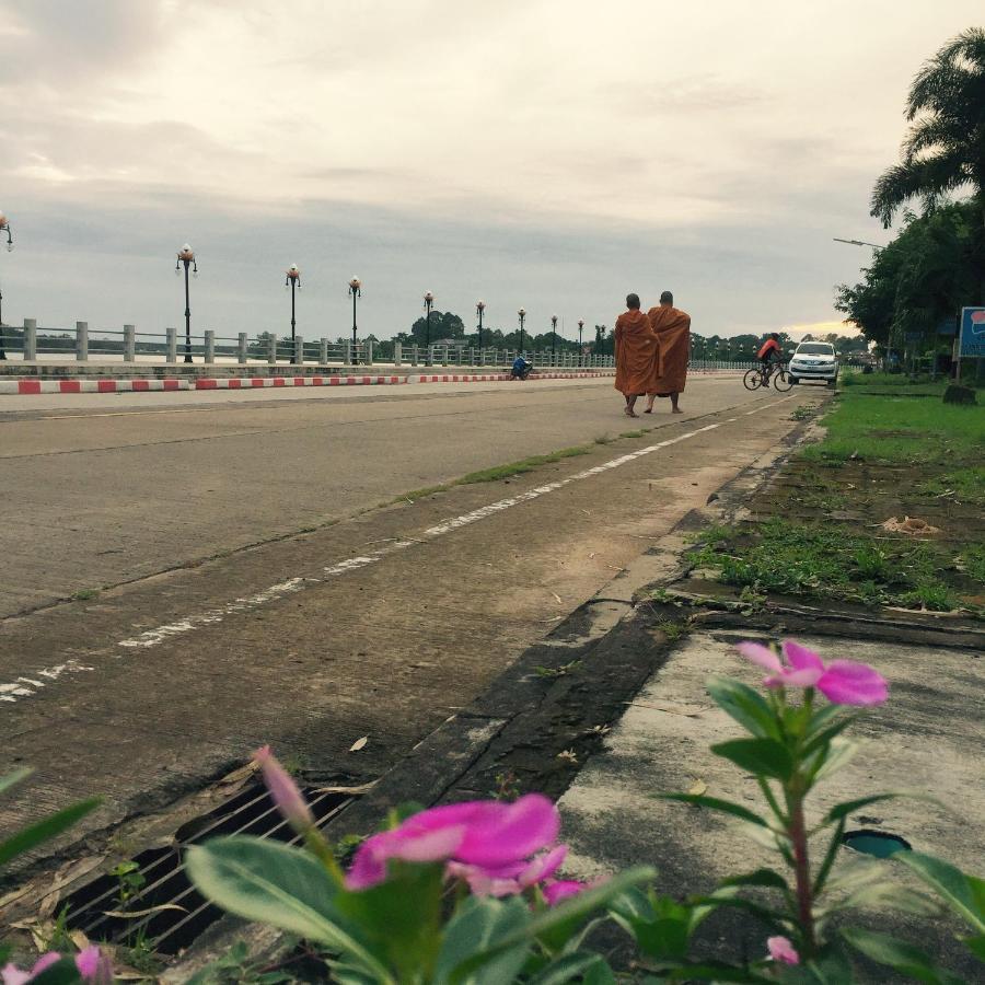 Rim Than View Resort Ubon Ratchathani Esterno foto