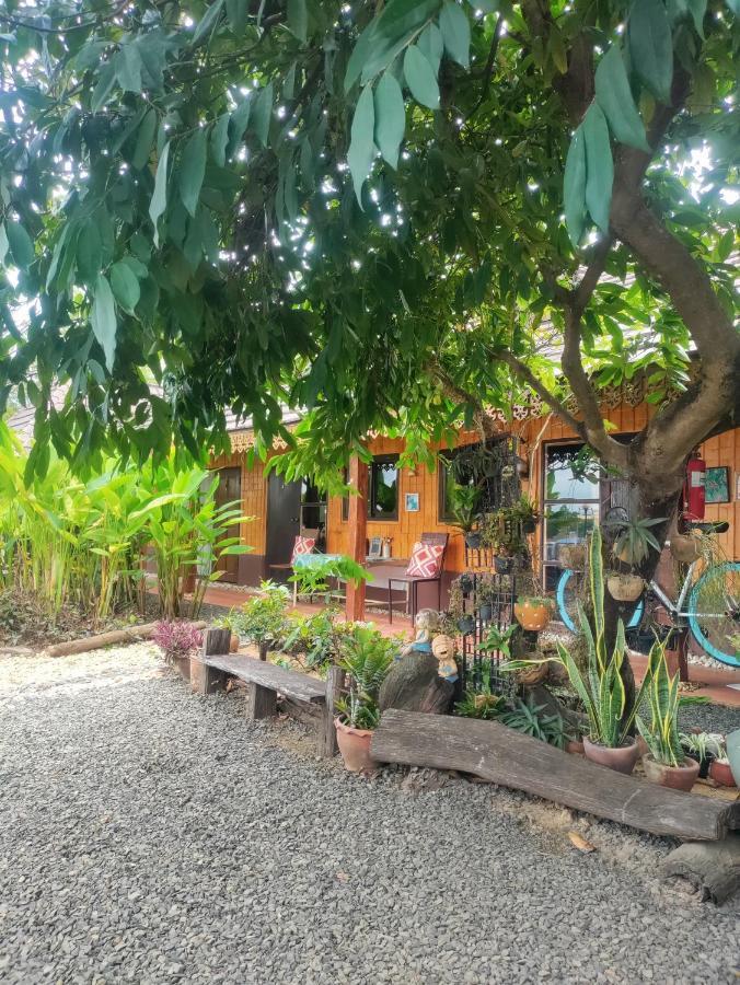 Rim Than View Resort Ubon Ratchathani Esterno foto